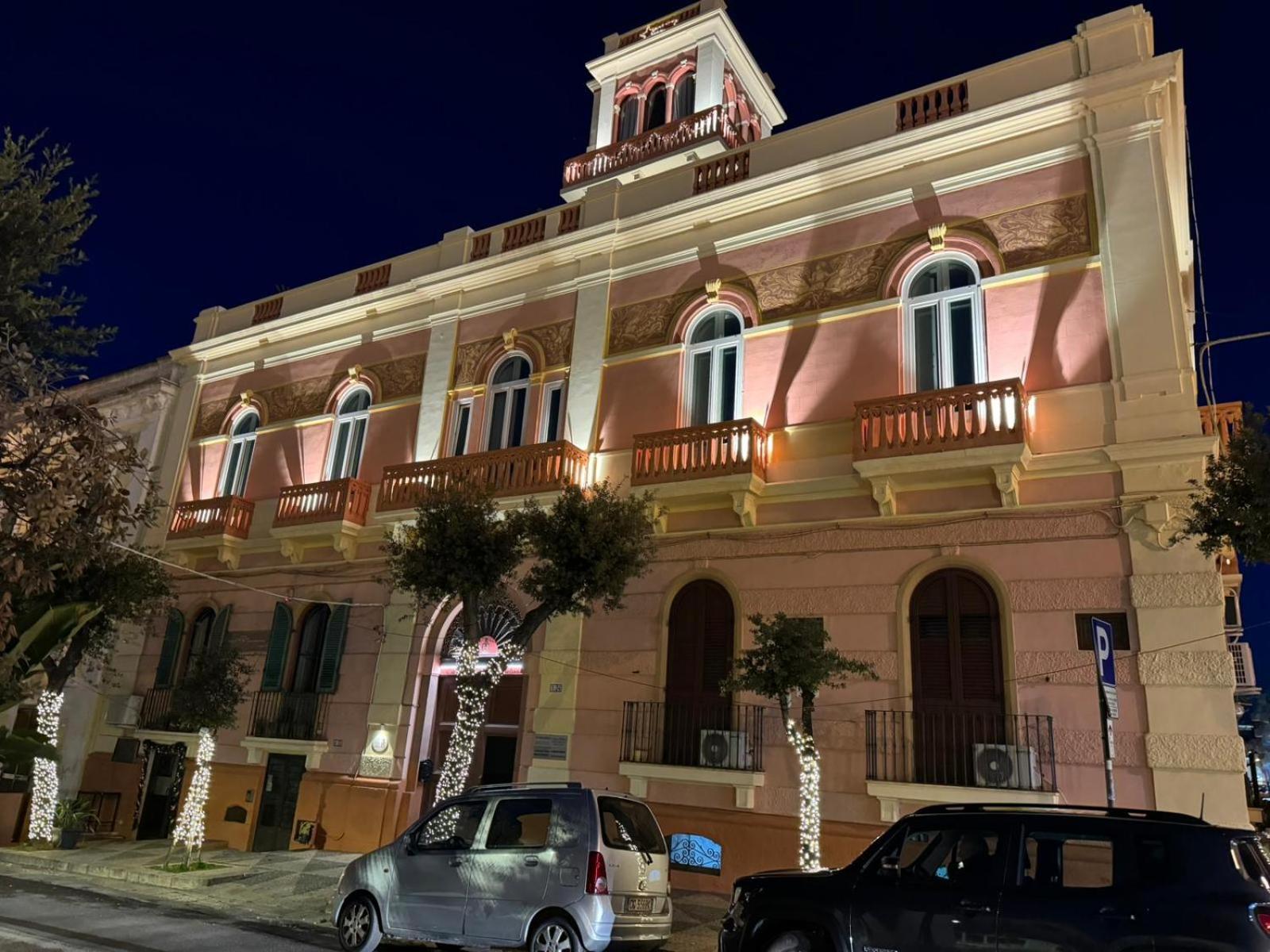 غالّيبولي Palazzo Vallebona المظهر الخارجي الصورة