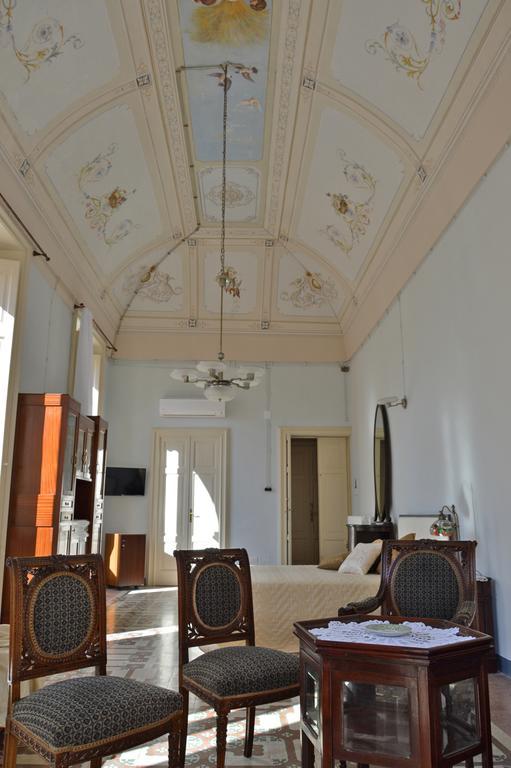 غالّيبولي Palazzo Vallebona المظهر الخارجي الصورة