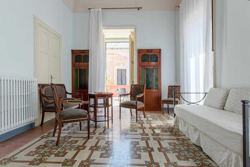 غالّيبولي Palazzo Vallebona المظهر الخارجي الصورة