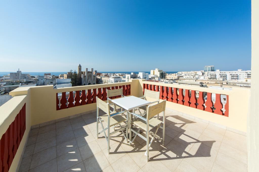 غالّيبولي Palazzo Vallebona المظهر الخارجي الصورة